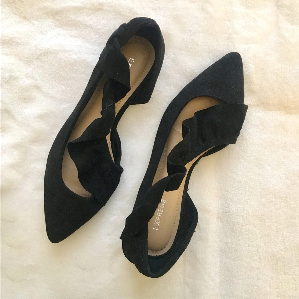 Express Ruffle Pointed Toe Flats - Picture 5 of 6